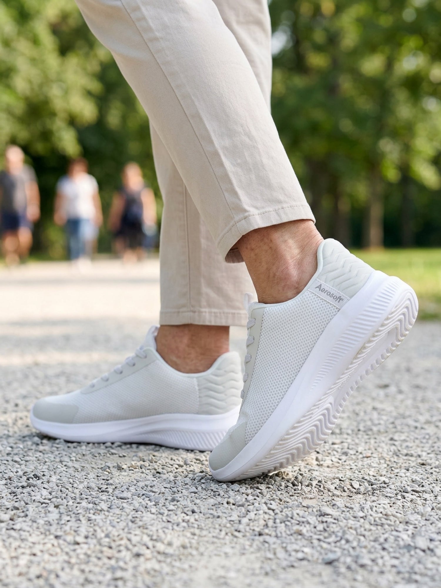 Aerosoft Schuhe sind leicht, atmungsaktiv und alle täglichen Aufgaben und Wege geeignet. Mehr finden Sie in unseren Ratgebern.