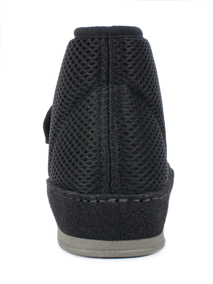 Rückansicht des Aerosoft Stiefels 6062 in Schwarz für stabilen Halt