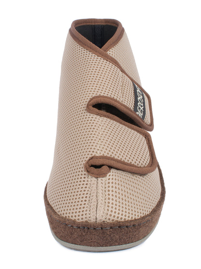 Frontansicht des Aerosoft 6062 Stiefels in Taupe für Druckentlastung