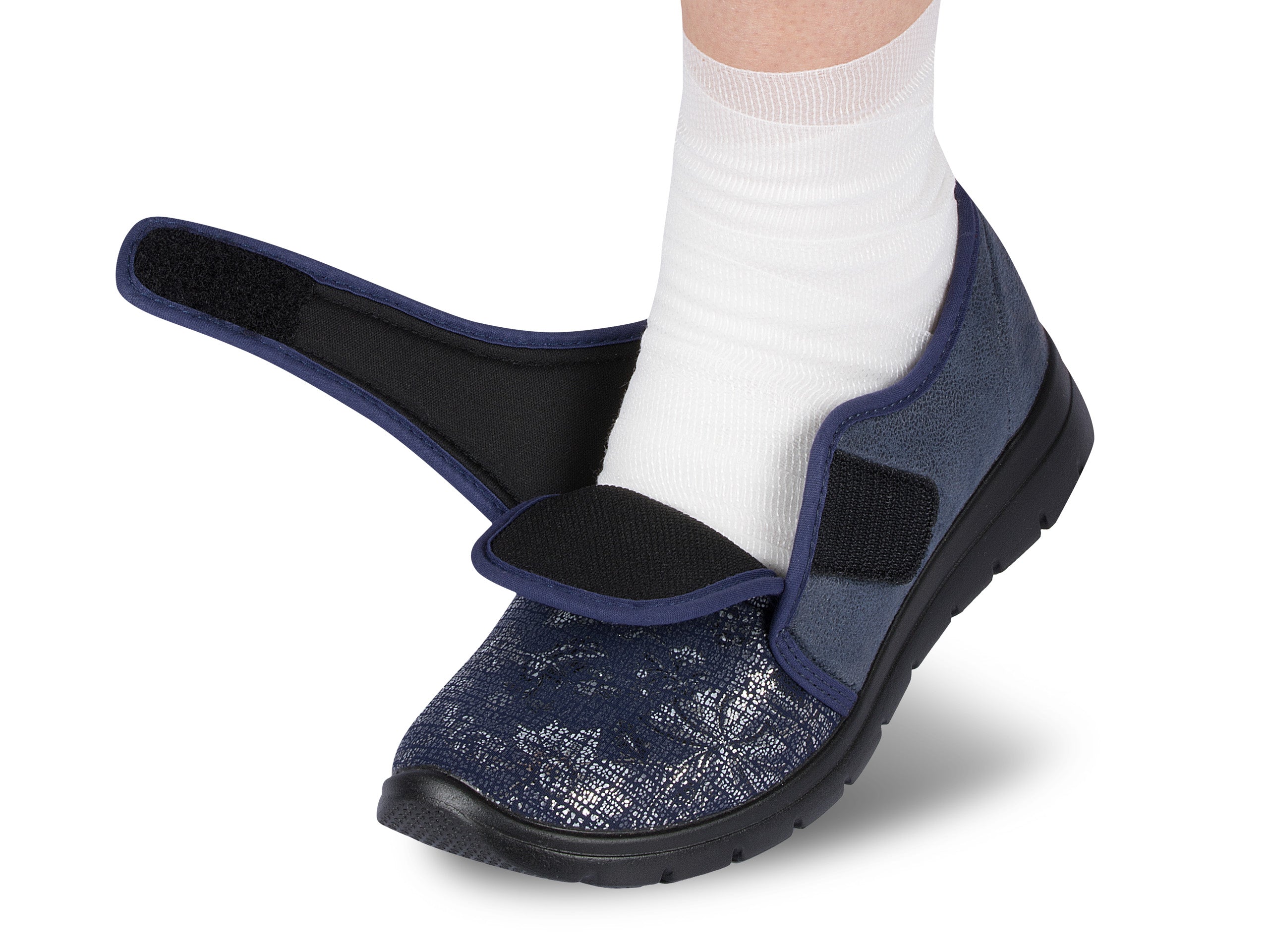 Aerosoft Damen Klett-Halbschuh Stretch 19 in der Weite G-H auch geeignet bei verbundenen Füßen.